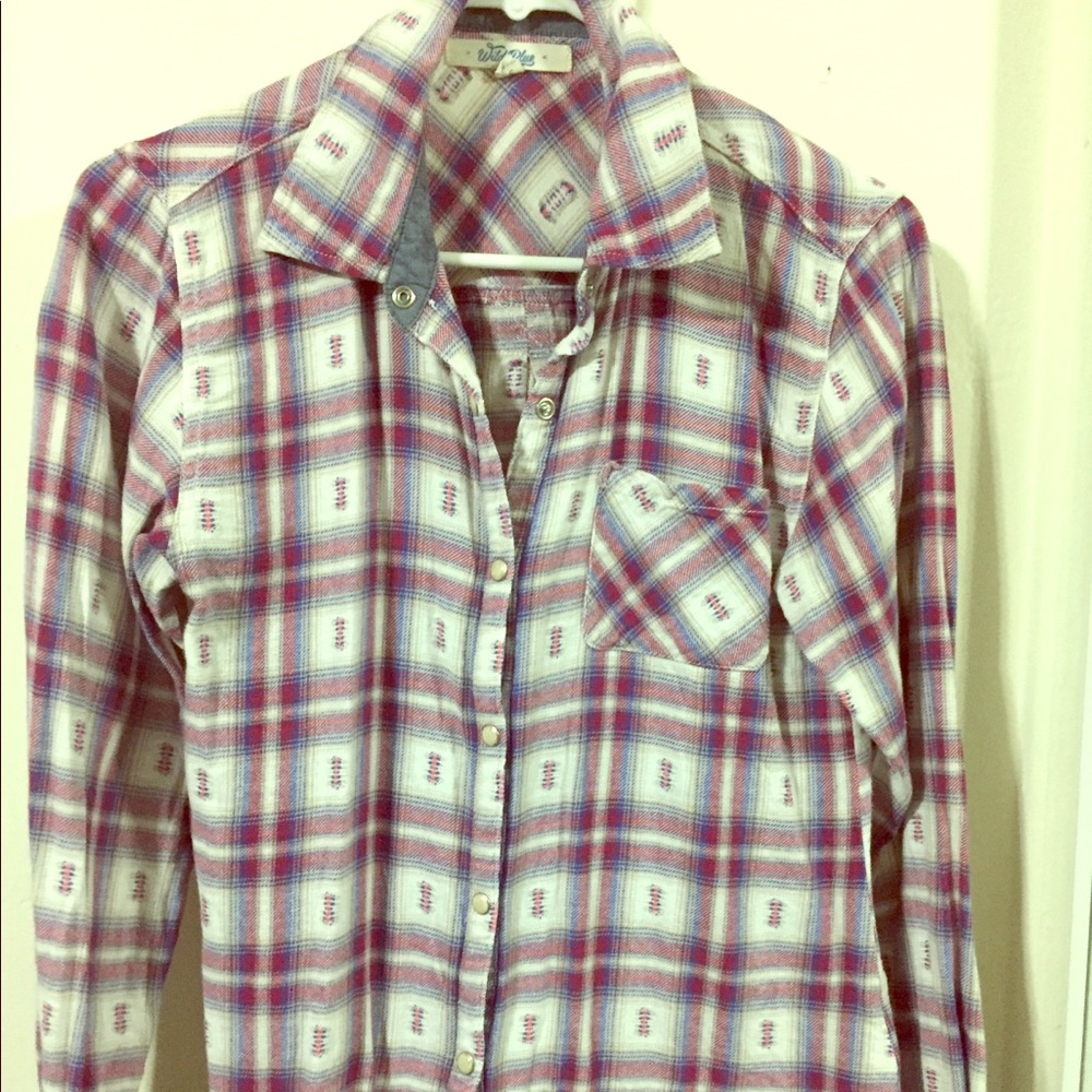 🚫 SOLD🚫 Wild blue plaid snap button shirt 🎀